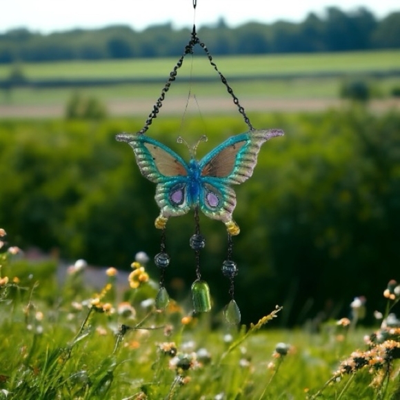 Colorful Butterfly Wind Chime Outdoor Stained Glass Rhinestone Metal Chime Decor - Picture 1 of 3